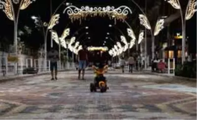 Dünyanın en uzun halı caddesi Dünyanın en uzun halı caddesi