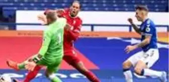 Everton: Liverpool'lu Virgil van Dijk, Everton maçında sakatlandı! Akıllara Muslera geldi Everton: Liverpool'lu Virgil van Dijk, Everton maçında sakatlandı! Akıllara Muslera geldi