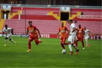 Süper Lig: Kayserispor: 1 - Sivasspor: 3 (Maç Sonucu) Süper Lig: Kayserispor: 1 - Sivasspor: 3 (Maç Sonucu)