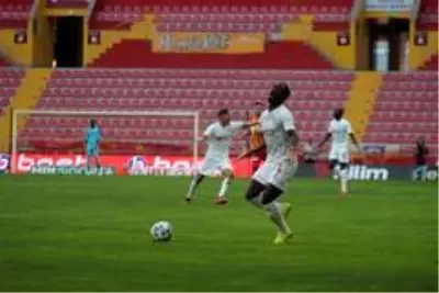 Süper Lig: Kayserispor: 1 - Sivasspor: 3 (Maç Sonucu) Süper Lig: Kayserispor: 1 - Sivasspor: 3 (Maç Sonucu)