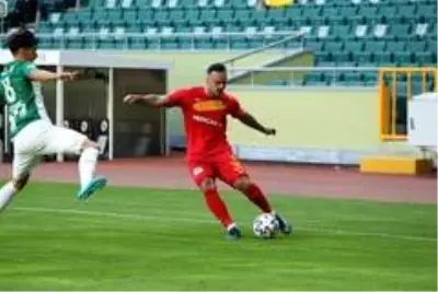 Süper Lig: Konyaspor: 0 Yeni Malatyaspor: 0 (İlk yarı) Süper Lig: Konyaspor: 0 Yeni Malatyaspor: 0 (İlk yarı)