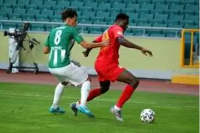 Süper Lig: Konyaspor: 0 Yeni Malatyaspor: 0 (İlk yarı) Süper Lig: Konyaspor: 0 Yeni Malatyaspor: 0 (İlk yarı)