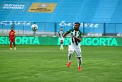Süper Lig: Konyaspor: 0 Yeni Malatyaspor: 0 (İlk yarı) Süper Lig: Konyaspor: 0 Yeni Malatyaspor: 0 (İlk yarı)