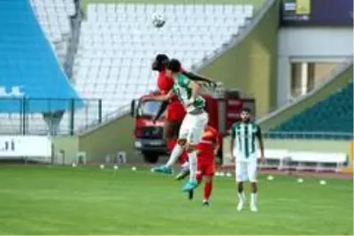 Süper Lig: Konyaspor: 0 Yeni Malatyaspor: 0 (İlk yarı) Süper Lig: Konyaspor: 0 Yeni Malatyaspor: 0 (İlk yarı)