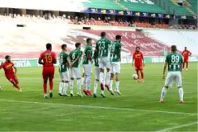 Süper Lig: Konyaspor: 0 Yeni Malatyaspor: 0 (İlk yarı) Süper Lig: Konyaspor: 0 Yeni Malatyaspor: 0 (İlk yarı)