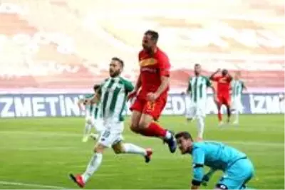 Süper Lig: Konyaspor: 0 Yeni Malatyaspor: 0 (İlk yarı) Süper Lig: Konyaspor: 0 Yeni Malatyaspor: 0 (İlk yarı)