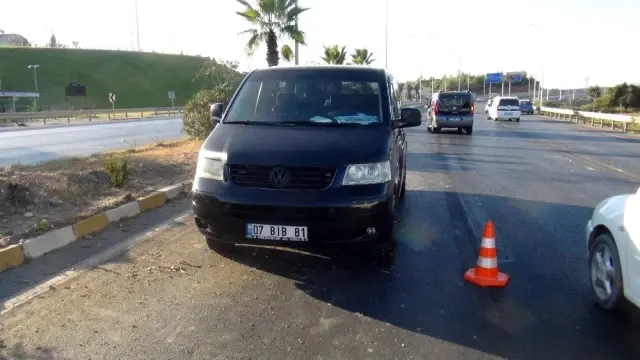 Takla atan otomobilden burnu bile kanamadan çıktı