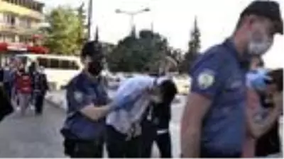 Son dakika haberi: Uyuşturucu satıcılarına şafak operasyonu: 19 tutuklama Son dakika haberi: Uyuşturucu satıcılarına şafak operasyonu: 19 tutuklama