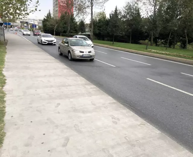 Abdullah Gül'ün koruma polisinin çarptığı yaya hayatını kaybetti Abdullah Gül'ün koruma polisinin çarptığı yaya hayatını kaybetti