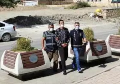 32 suç kaydı bulunan şüpheli, çaldığı araçla gezerken yakalandı 32 suç kaydı bulunan şüpheli, çaldığı araçla gezerken yakalandı