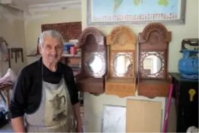 85 yaşında gençlere taş çıkartıyor