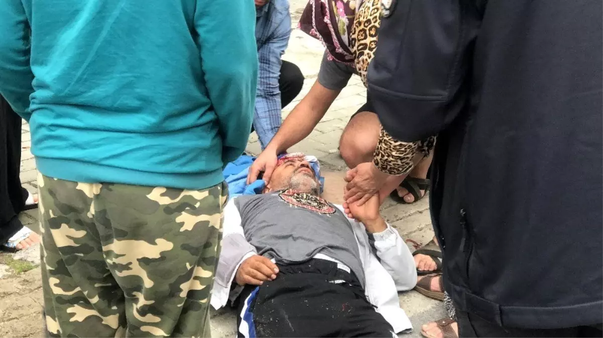 Komşuların 'park yeri' kavgası kanlı bitti: Karı-kocaya baltayla saldırdılar