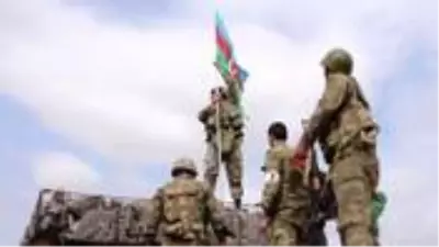 Azerbaycan ordusu Dağlık Karabağ bölgesinde kritik Şuşa kentine girdi Azerbaycan ordusu Dağlık Karabağ bölgesinde kritik Şuşa kentine girdi