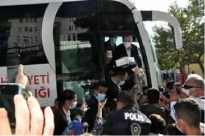 - Cumhurbaşkanı Erdoğan Şırnak'ta çocuklara hediye dağıttı - Cumhurbaşkanı Erdoğan Şırnak'ta çocuklara hediye dağıttı