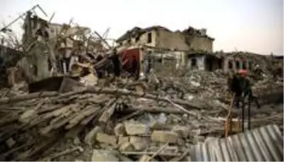 Ermenistan'dan Gence ve Mingeçevir kentlerine füze saldırısı: 5 sivil öldü, 35 sivil yaralı Ermenistan'dan Gence ve Mingeçevir kentlerine füze saldırısı: 5 sivil öldü, 35 sivil yaralı