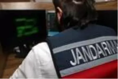 Diyarbakır'da jandarmadan 'siber' operasyon; 354 siteye erişim engeli Diyarbakır'da jandarmadan 'siber' operasyon; 354 siteye erişim engeli
