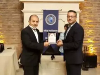 Doç. Dr. Mustafa Güzel: 'Savunma sanayisinde attığımız adımı sağlık sanayisinde de atmamız gerekiyor ' Doç. Dr. Mustafa Güzel: 'Savunma sanayisinde attığımız adımı sağlık sanayisinde de atmamız gerekiyor '