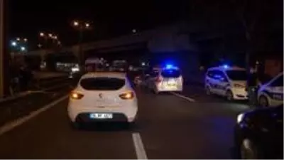 Esenler'de korkunç cinayet: 19 yaşındaki kız arkadaşını vurup, intihar etti Esenler'de korkunç cinayet: 19 yaşındaki kız arkadaşını vurup, intihar etti