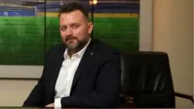 F.Bahçe yöneticisi Selahattin Baki'den hakem ve yayın kuruluşa isyan: Oynanan oyunlar bitmemiş F.Bahçe yöneticisi Selahattin Baki'den hakem ve yayın kuruluşa isyan: Oynanan oyunlar bitmemiş