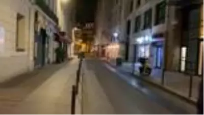 Fransa'da sokağa çıkma yasağı başladı Fransa'da sokağa çıkma yasağı başladı