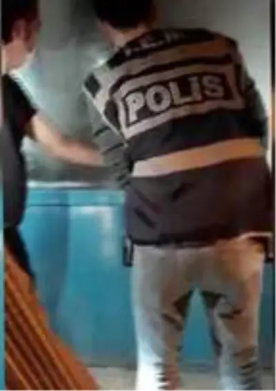Son dakika haber: Kağıthane'de kaçak nargile tütünü operasyonu kamerada