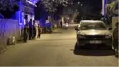 Kamyonetin çarptığı çocuk hayatını kaybetti Kamyonetin çarptığı çocuk hayatını kaybetti
