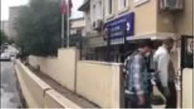 Kapısı açık halde seyreden araç sürücüsü yakalandı Kapısı açık halde seyreden araç sürücüsü yakalandı