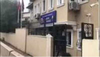 Kapısı açık halde seyreden araç sürücüsü yakalandı Kapısı açık halde seyreden araç sürücüsü yakalandı