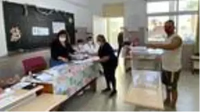 Son dakika haber: KKTC'de halk yeni Cumhurbaşkanı'nı seçmek için sandık başında / EK FOTOĞRAFLAR Son dakika haber: KKTC'de halk yeni Cumhurbaşkanı'nı seçmek için sandık başında / EK FOTOĞRAFLAR