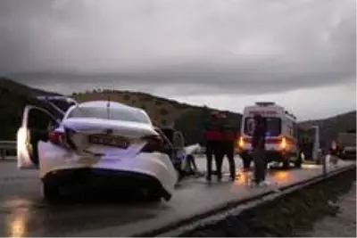 Manisa'da zincirleme trafik kazası: 4 yaralı