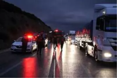 Manisa'da zincirleme trafik kazası: 4 yaralı