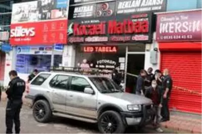 Matbaa işletmecisi iş yerinde silahlı saldırıda yaralandı Matbaa işletmecisi iş yerinde silahlı saldırıda yaralandı