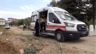 Son dakika... - Mezarlık ziyaretinde talihsiz kaza: 1 yaralı Son dakika... - Mezarlık ziyaretinde talihsiz kaza: 1 yaralı