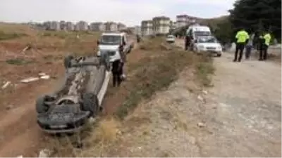 Son dakika... - Mezarlık ziyaretinde talihsiz kaza: 1 yaralı Son dakika... - Mezarlık ziyaretinde talihsiz kaza: 1 yaralı