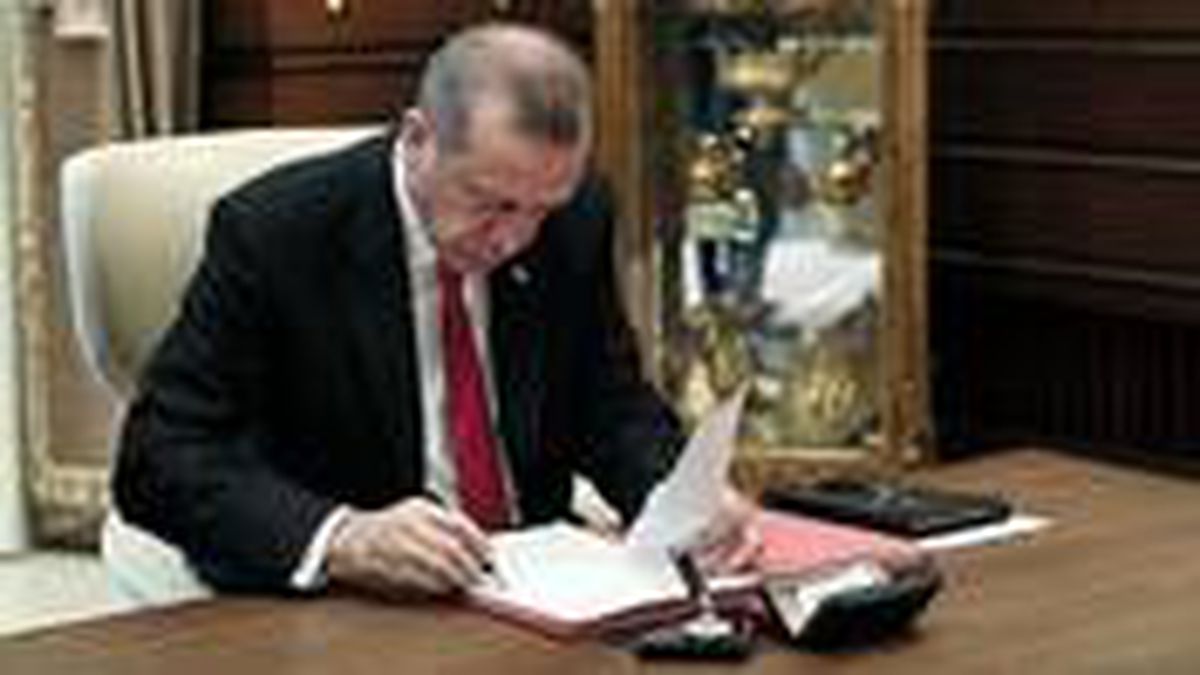 Son Dakika! Erdoğan'ın imzaladığı Bütçe Kanun Teklifi TBMM Başkanlığına sunuldu: En fazla pay eğitime ayrıldı