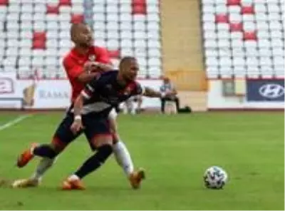 Süper Lig: FT Antalyaspor: 1 Gaziantep FK: 0 (İlk yarı) Süper Lig: FT Antalyaspor: 1 Gaziantep FK: 0 (İlk yarı)