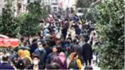 Son dakika haberleri... Taksim'de koronavirüse rağmen dikkat çeken kalabalık Son dakika haberleri... Taksim'de koronavirüse rağmen dikkat çeken kalabalık