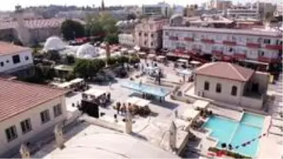 Tarsus'ta açılan yeryüzü pazarı yoğun ilgi gördü Tarsus'ta açılan yeryüzü pazarı yoğun ilgi gördü