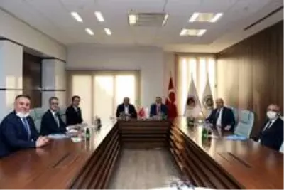 TBB Başkanı Aydın'dan Manisa TSO yönetimiyle istişarede bulundu TBB Başkanı Aydın'dan Manisa TSO yönetimiyle istişarede bulundu