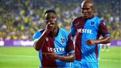 Trabzonspor'da Caleb Ekuban'ın koronavirüs testi pozitif çıktı Trabzonspor'da Caleb Ekuban'ın koronavirüs testi pozitif çıktı