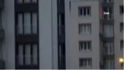 20 metre yükseklikte hem korona tedbirlerini hem de iş güvenliğini hiçe saydılar 20 metre yükseklikte hem korona tedbirlerini hem de iş güvenliğini hiçe saydılar
