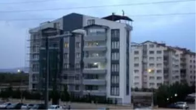20 metre yükseklikte hem korona tedbirlerini hem de iş güvenliğini hiçe saydılar 20 metre yükseklikte hem korona tedbirlerini hem de iş güvenliğini hiçe saydılar