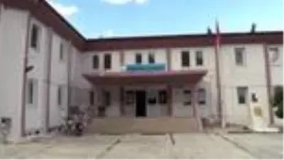 Son dakika haberi: Atıl bilgisayarlar 'Reis müdür'ün elinde eğitime kazandırılıyor Son dakika haberi: Atıl bilgisayarlar 'Reis müdür'ün elinde eğitime kazandırılıyor