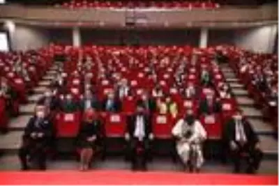 Bakan Pakdemirli: Türkiye'nin geleceği bilginin ve bilimin gelişmesi ile sağlanacak Bakan Pakdemirli: Türkiye'nin geleceği bilginin ve bilimin gelişmesi ile sağlanacak