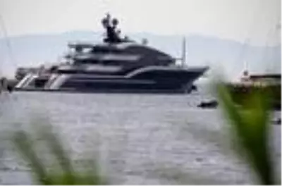 2019'da yılın yatı seçilmişti! Bodrum'a demir atan yüzen saraya 450 bin TL'lik yakıt alındı 2019'da yılın yatı seçilmişti! Bodrum'a demir atan yüzen saraya 450 bin TL'lik yakıt alındı