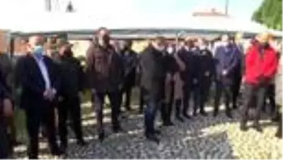 Bosna Hersek'in ilk Cumhurbaşkanı Aliya İzetbegoviç kabri başında anıldı - SARAYBOSNA Bosna Hersek'in ilk Cumhurbaşkanı Aliya İzetbegoviç kabri başında anıldı - SARAYBOSNA