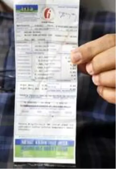 Manisa'da yaşayan emekli vatandaş, evine gelen 3.944 liralık doğal gaz faturasıyla hayatının şokunu yaşadı Manisa'da yaşayan emekli vatandaş, evine gelen 3.944 liralık doğal gaz faturasıyla hayatının şokunu yaşadı