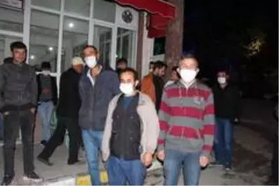 Gül çiçeği için 7.35 TL fiyat belirlenen gül üreticisi dekar başına destek bekliyor Gül çiçeği için 7.35 TL fiyat belirlenen gül üreticisi dekar başına destek bekliyor