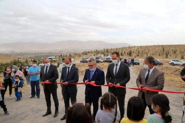 Hababam Sınıfı'ndaki sahne gerçek oldu! Niğde'de ormanda sınıf kuruldu