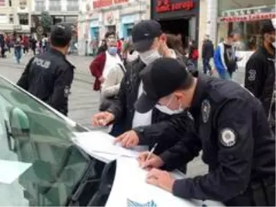 Son dakika haber | İstiklal Caddesi'nde maske denetimi Son dakika haber | İstiklal Caddesi'nde maske denetimi